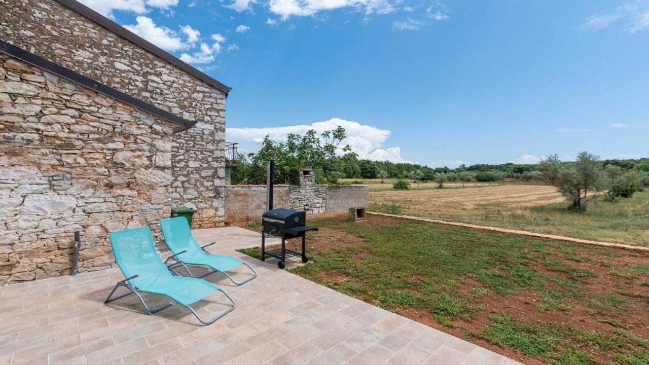 Holiday Home Lino Дайла Екстериор снимка