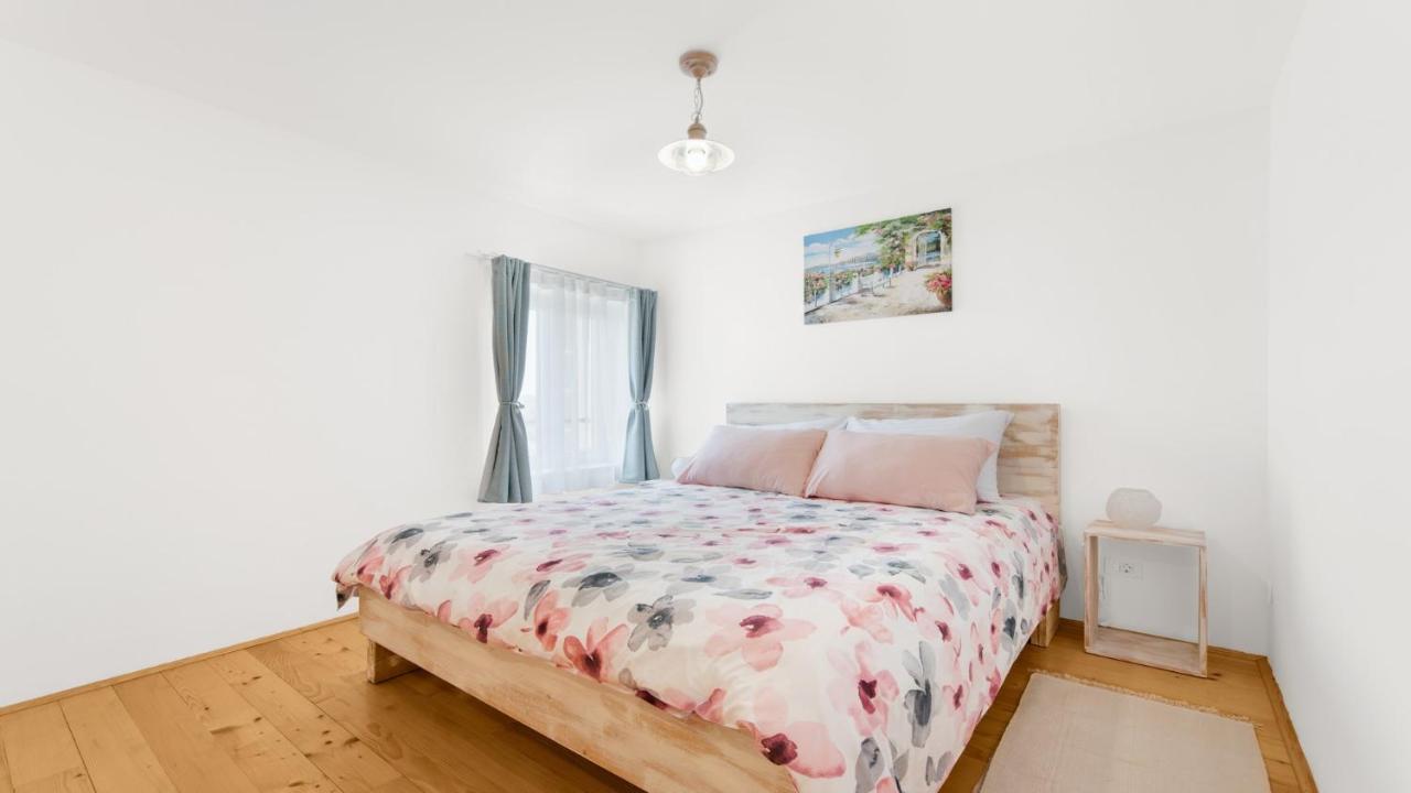 Holiday Home Lino Дайла Екстериор снимка